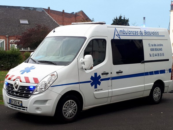 Ambulance disponible pour transport sanitaire et médical dans l'Oise (60)